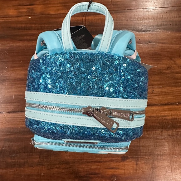 Loungefly Exclusive Disney Dumbo Sequin Backpack NWT Blue - Picture 3 of 15
